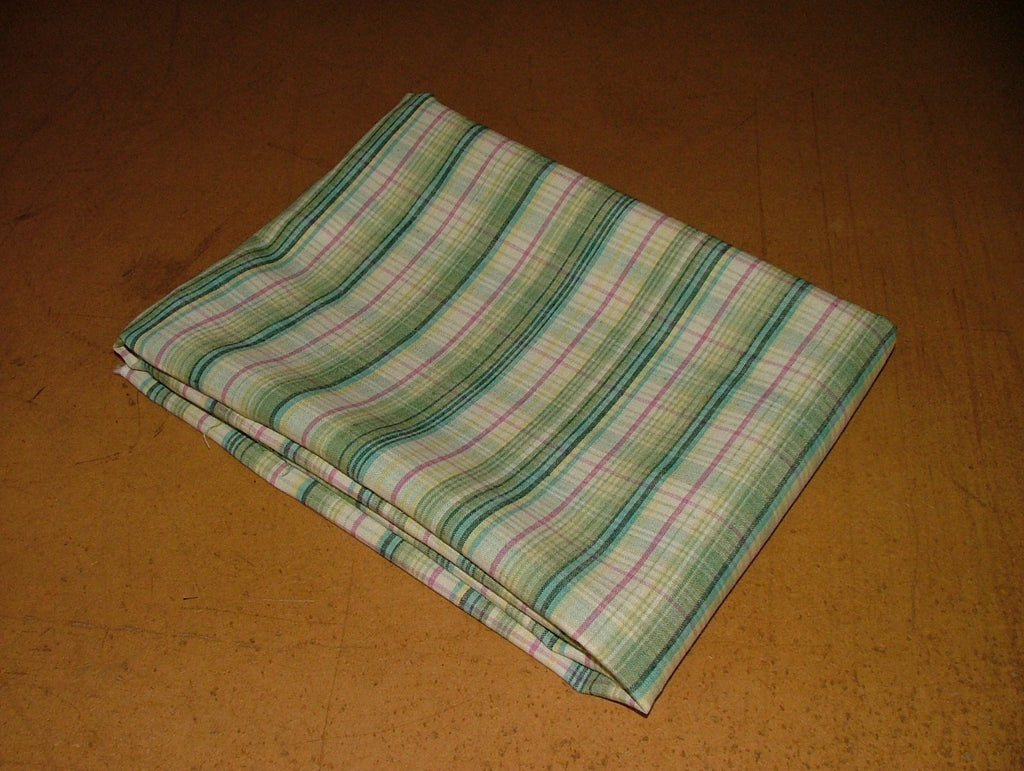 Marvic Textiles Linen Fabric CHALFORD LIME Upholstery Cushion 1.25 Metres9