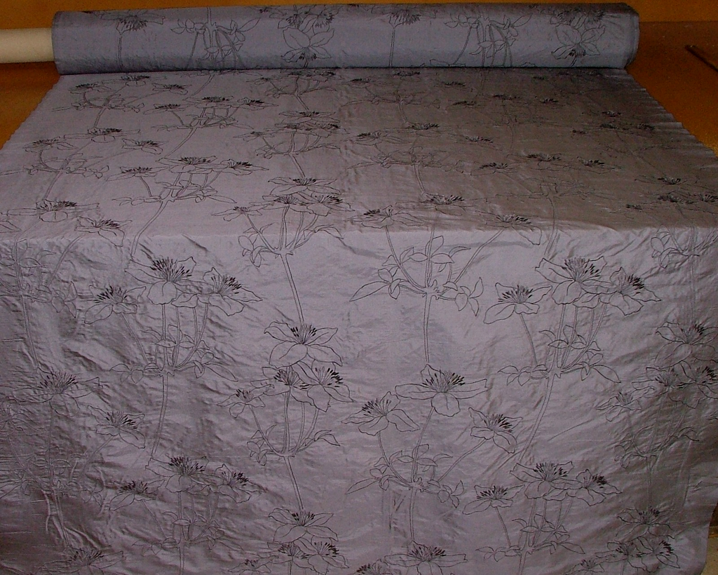 Romo Silk Curtain Fabric AGAPANTHUS Soft Furnishing RRP £480.00 - 4.8 Metres2