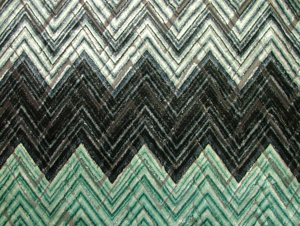 Romo Velvet Fabric Black Edition 48cms Zenith Jasper Upholstery RRP £82.000