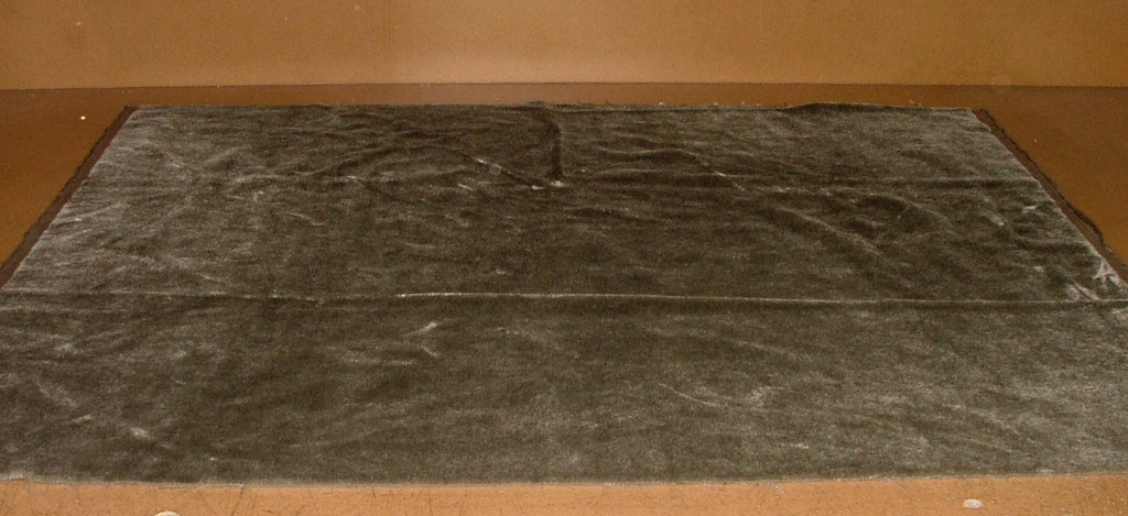 1 Mt Romo Cacao Thick 100% Mohair Velvet Fabric Upholstery Cushion RRP £345.003