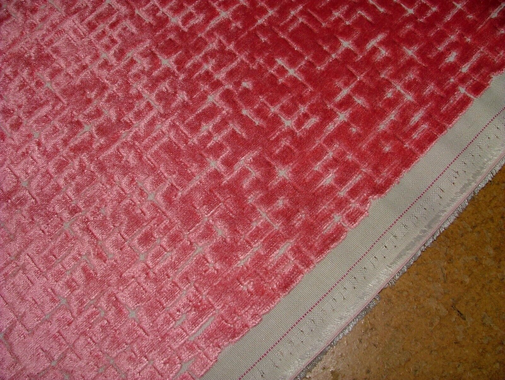 19 Metres Bubble Gum Pink Velvet Fabric Curtain Upholstery Cushion RRP £855.00