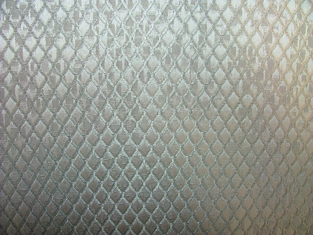 20 Metres Silver Grey Jacquard Fabric Upholstery Curtain RRP £600.00