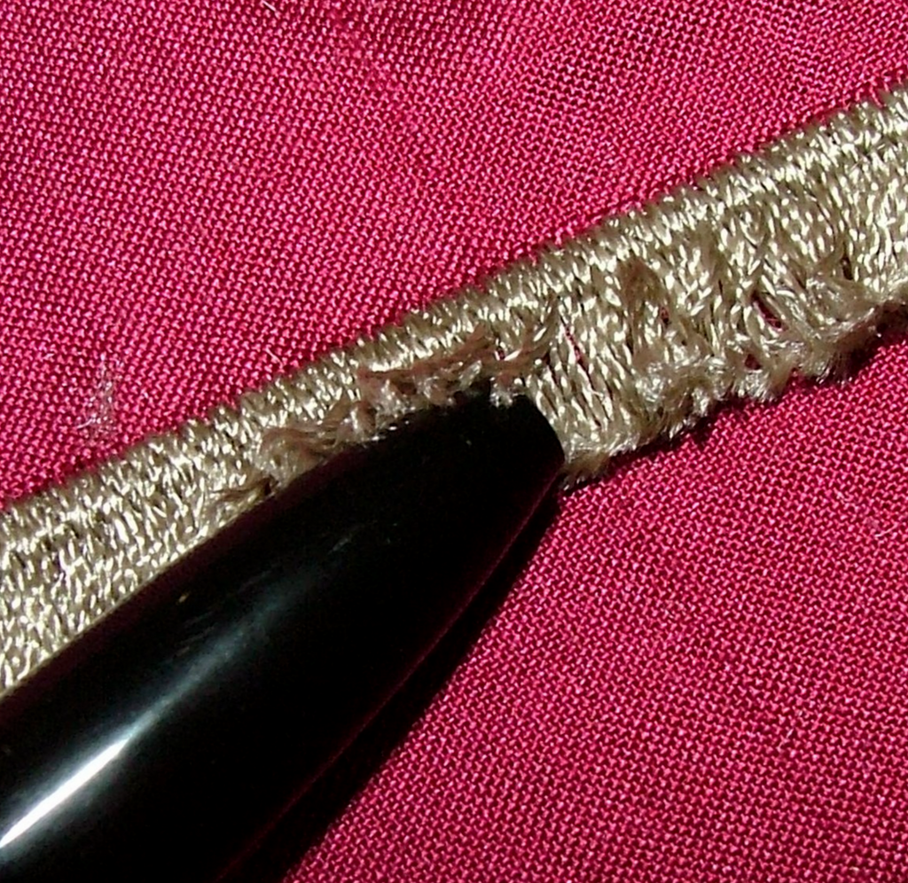 Romo Silk Curtain Fabric Azalea Soft Furnishing RRP £290.00 - 2.9 Metres8