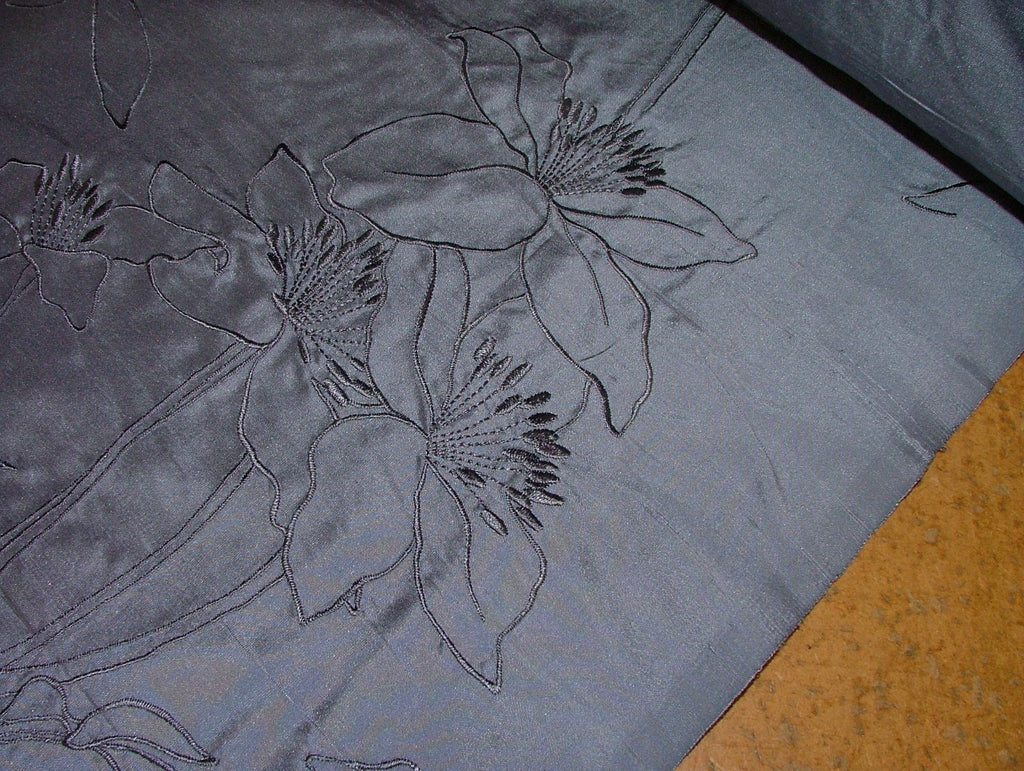Romo Silk Curtain Fabric AGAPANTHUS Soft Furnishing RRP £3000.00 - 30 Metre Roll6