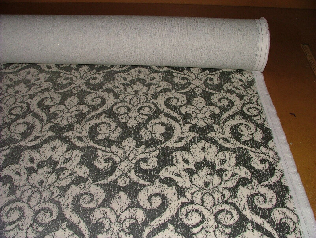 13 Mts Clarence House Grey Velvet Fabric Curtain Upholstery Cushion RRP £715.00