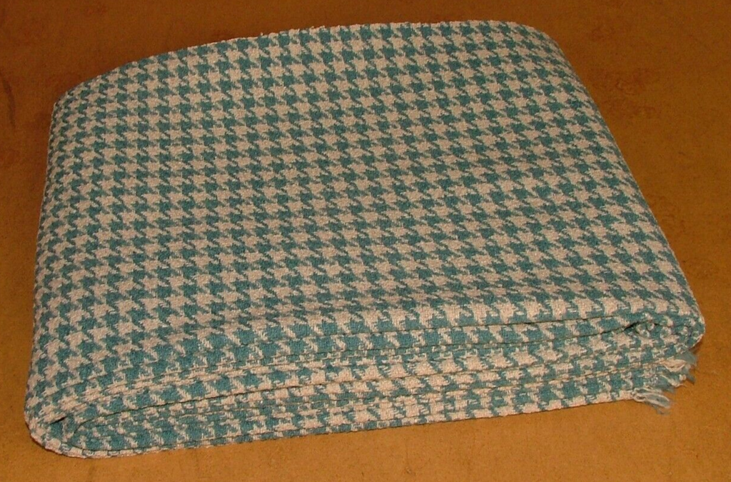 2.6 Metres iLiv Houndstooth Ocean FR Upholstery Fabric Cushion Upholstery