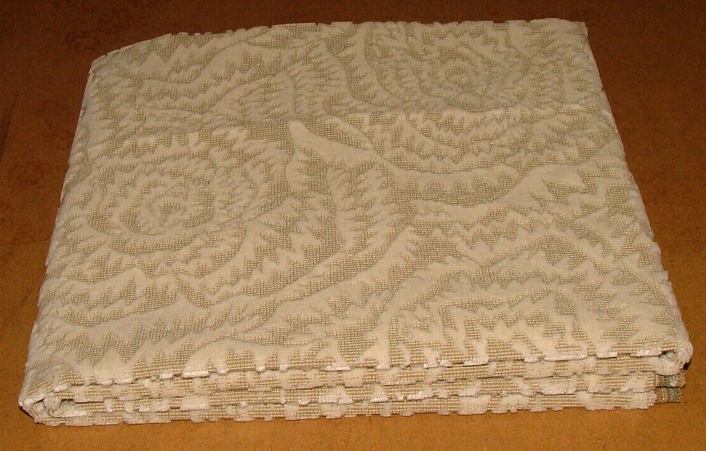 76cms Romo Jagged Roses Porcelain Velvet Fabric Upholstery RRP £188.10