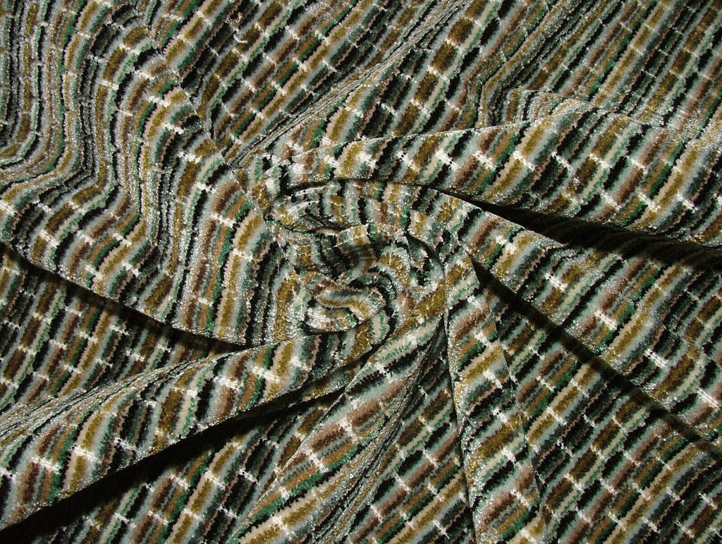 44036720