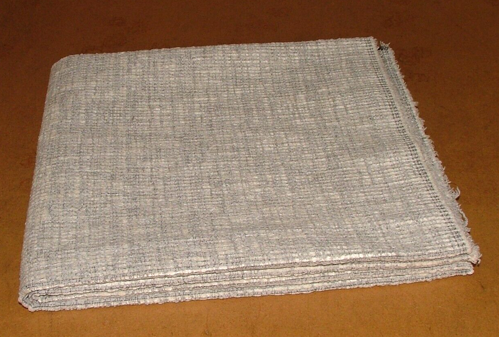 86cm Zinc Hepworth Silver Grey Chenille Romo Fabric Upholstery RRP £98.47