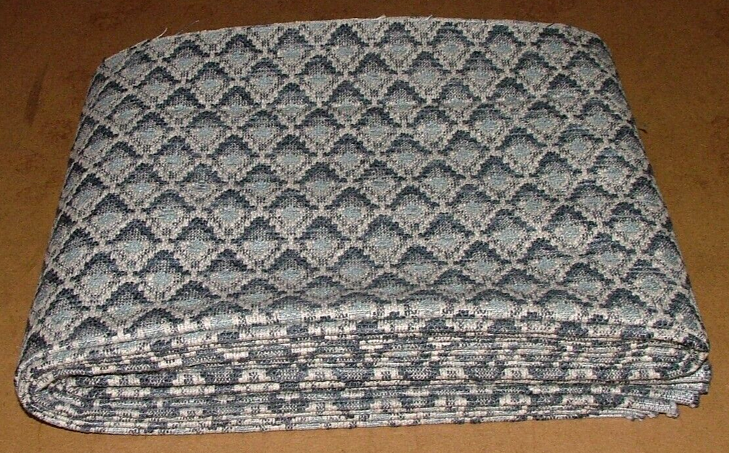 2.8 Metre iLiv Alps Arctic Heavy Woven Fabric Curtain Upholstery Cushion Craft