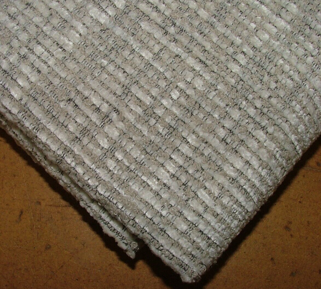 Zinc Hepworth Buff Plush Chenille Romo Fabric Upholstery Cushion RRP £111.06