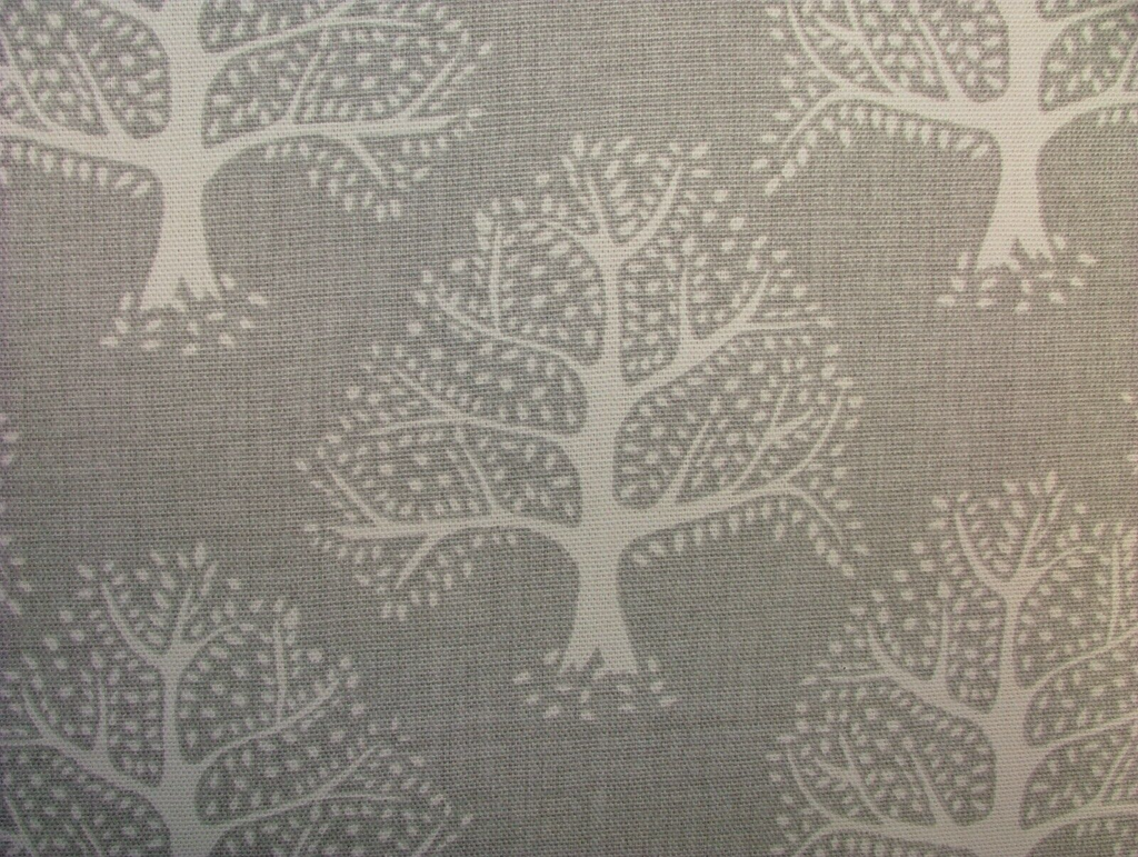 4.9 Metre iLiv Great Oak Tree Dove Grey Curtain Upholstery Cushion Blind Fabric