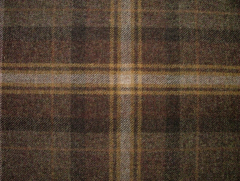 100% Shetland Wool Chestnut Brown Tartan Upholstery Curtain Cushion Fabric