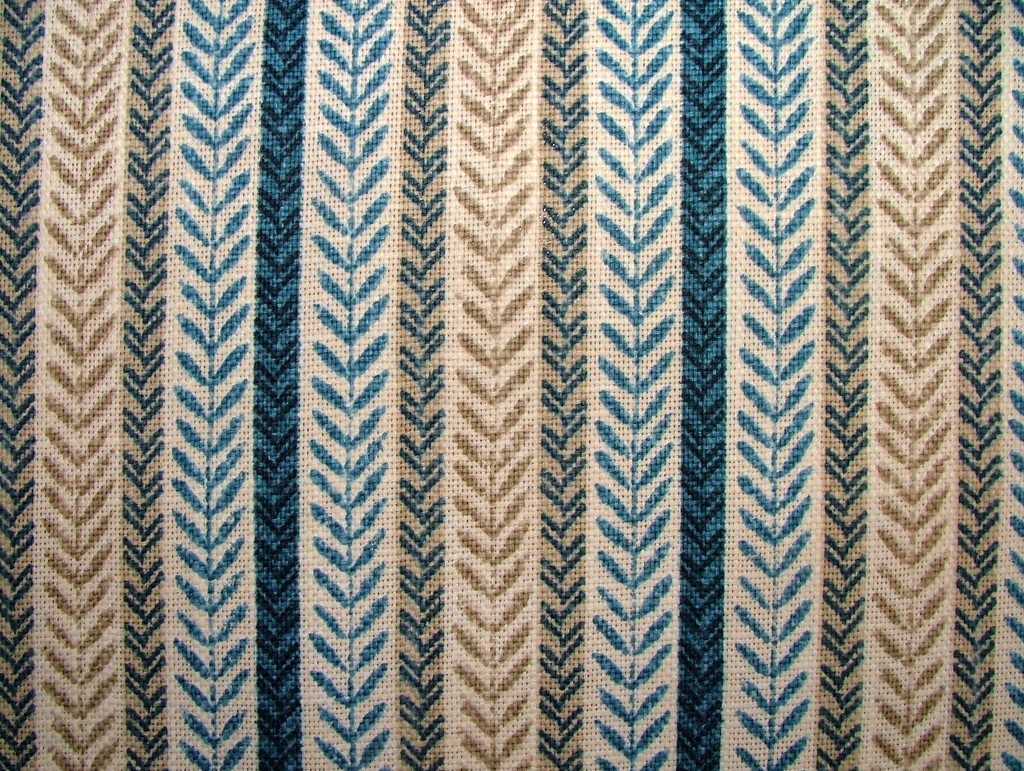 3.4 Metres iLiv Picot Batik Blue Woven Cotton Fabric Cushion Curtain Upholstery