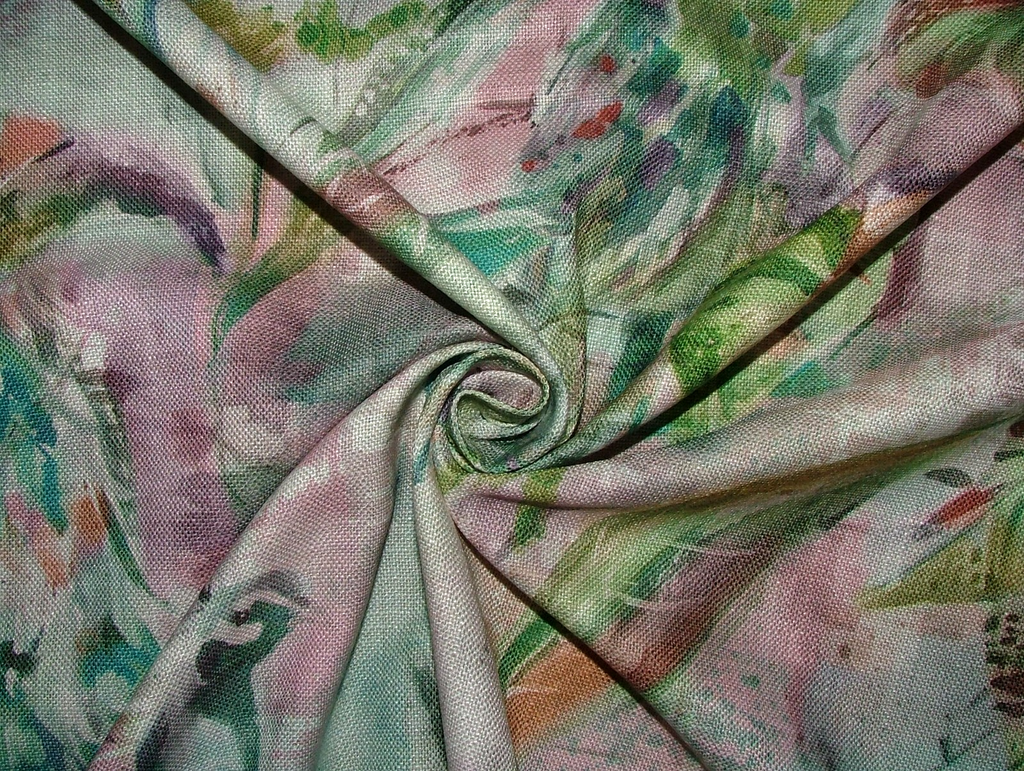 Fabric Remnants Voyage Maison 2 Metres Ebba Coral Upholstery Cushion Curtain6