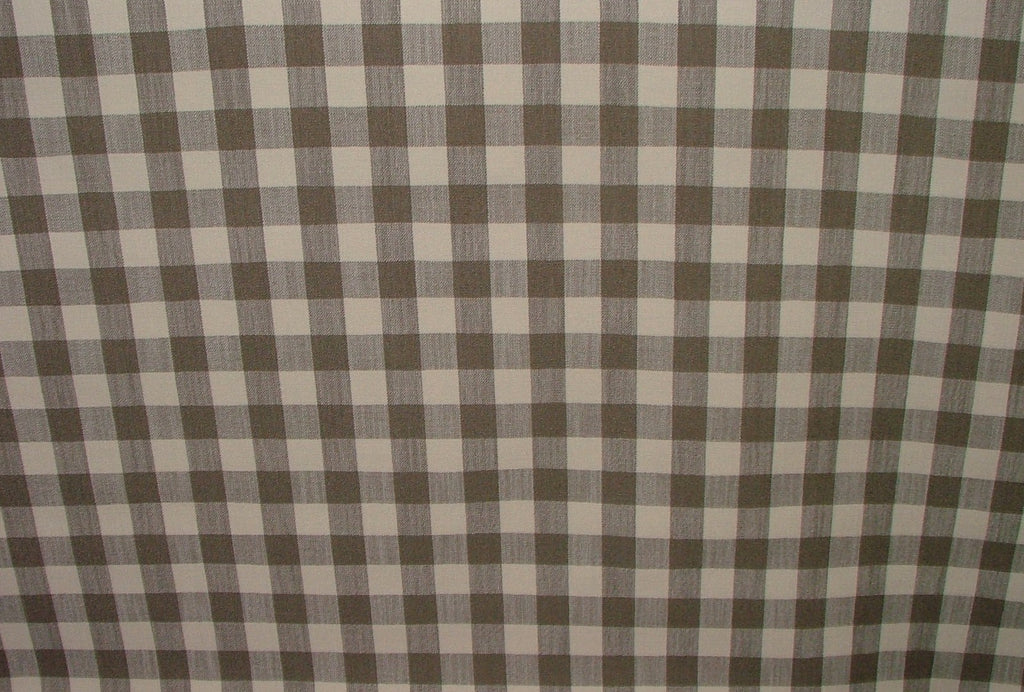 Romo Flame Retardant Fabric Cante Pumice Upholstery RRP £756.50 -  8.5 Metres5