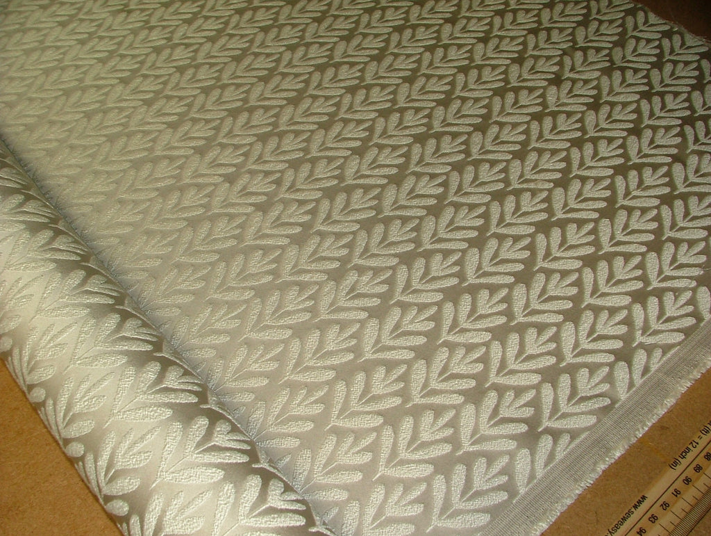 iLiv Woven Jacquard Fabric 3.9 Metres Wyre Putty Curtain Upholstery Cushion4