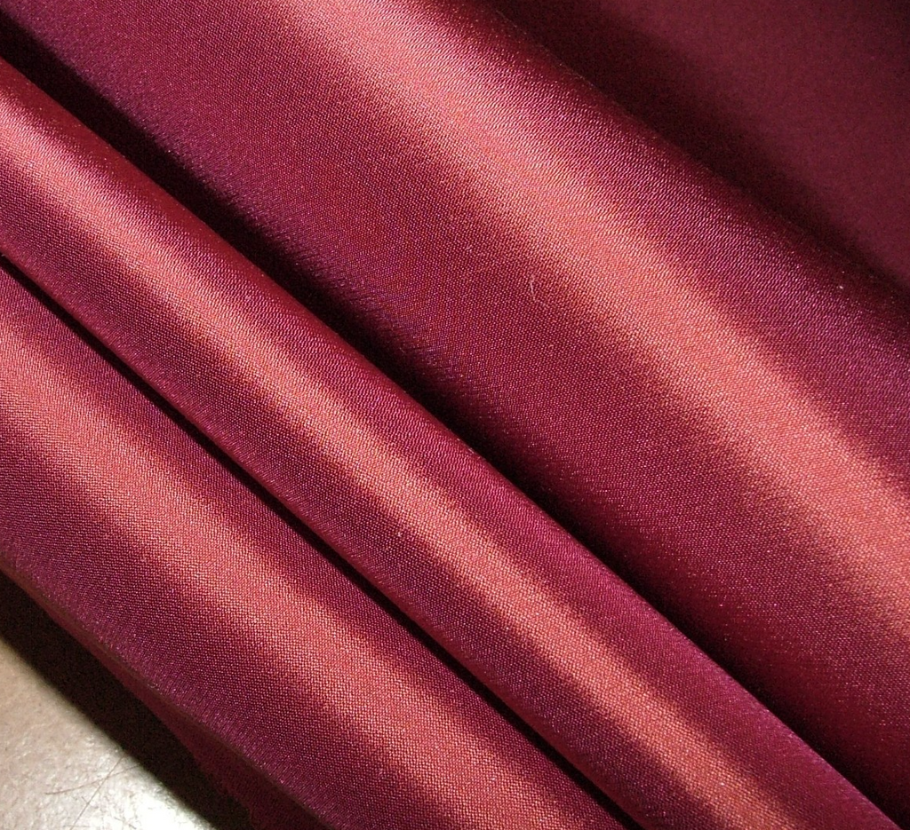 Marvic Textiles Silk Fabric RITZ RED Curtain Use  RRP £3888.00    -    17 Metres1