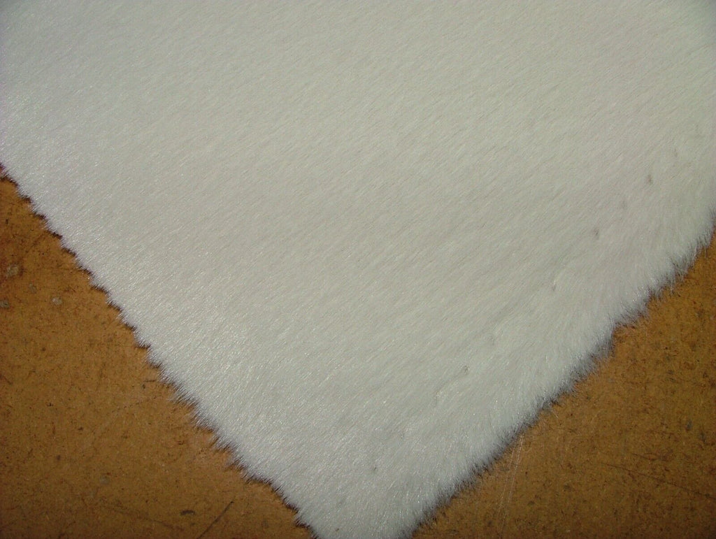 5.5 Metres Romo Zinc Benjamin Cream Faux Fur  Fabric Upholstery RRP £660.00