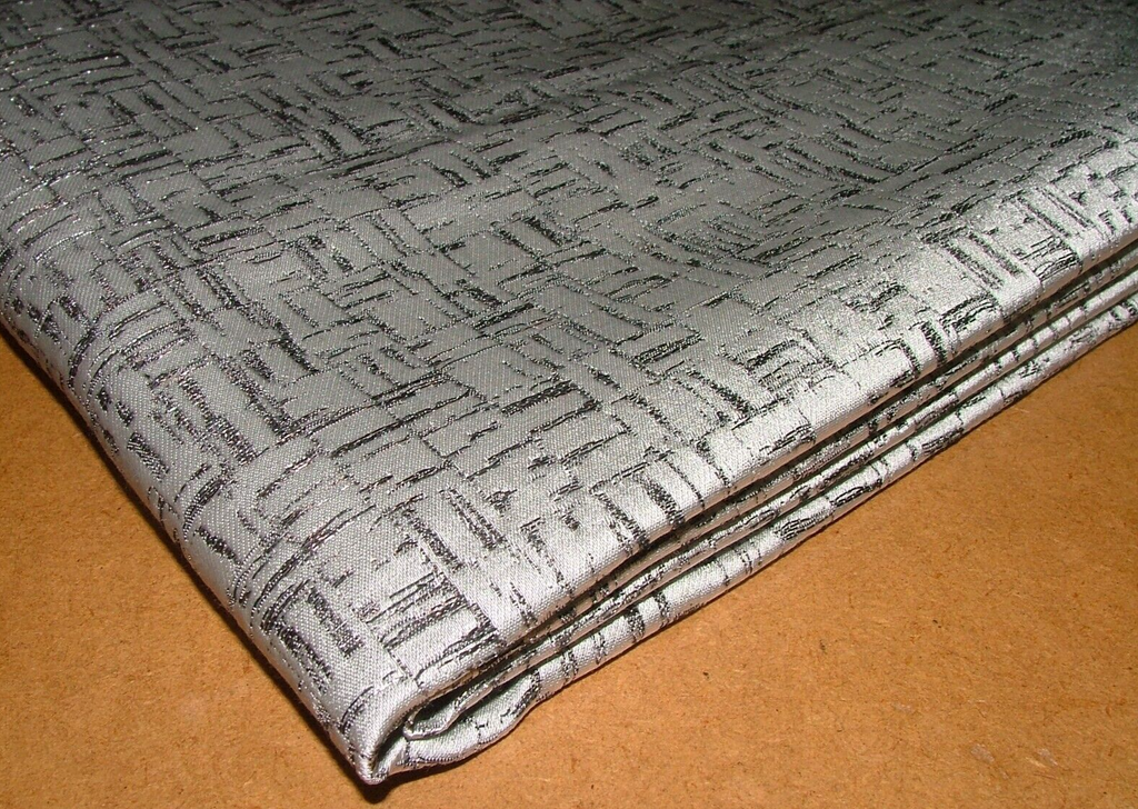 1.6 Metre Zinc Romo Tesserae Silver Grey Jacquard Fabric Upholstery RRP £172.00