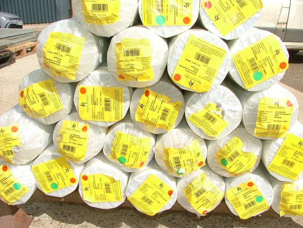 25 Metres Luxury Ivory Cream 3 Pass Blackout & Thermal Curtain Lining Fabric5