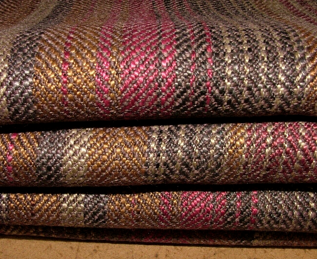 3.7 Metres iLiv Maya Chilli Jacquard Fabric Curtain Upholstery Cushion Multi Use