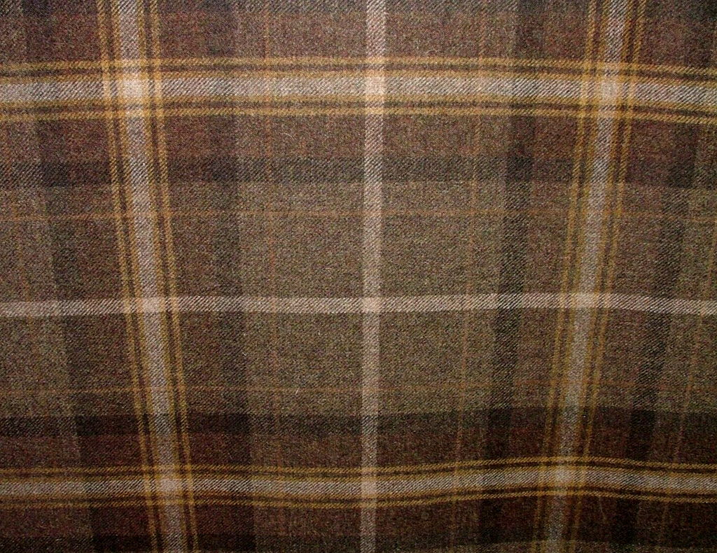 100% Shetland Wool Chestnut Brown Tartan Upholstery Curtain Cushion Fabric