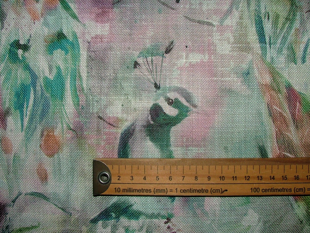 Fabric Remnants Voyage Maison 2 Metres Ebba Coral Upholstery Cushion Curtain7