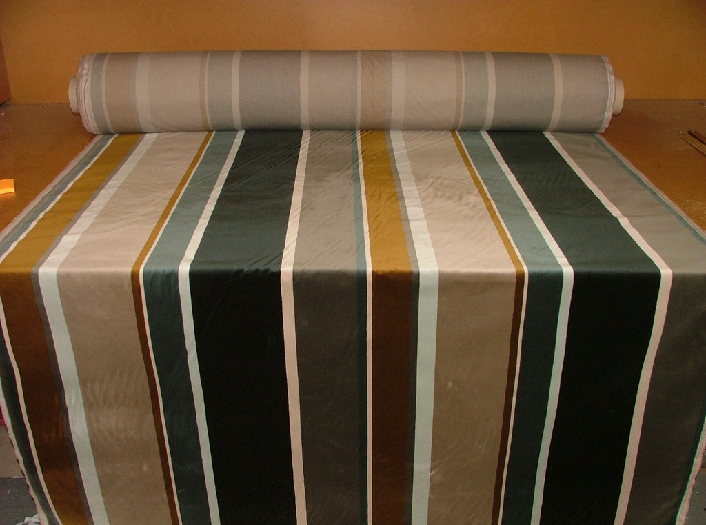 Romo Black Edition Velvet Fabric Curtain Upholstery Cushion  -  10.9 Metre Roll1