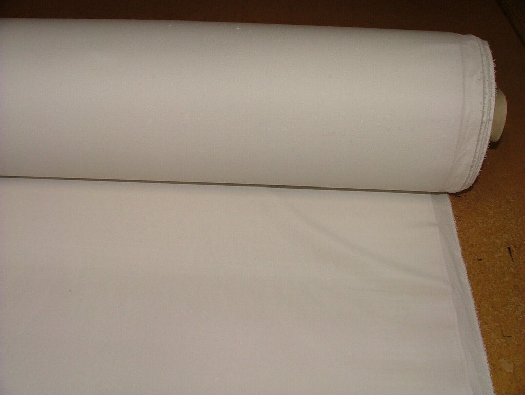 13 Metres Romo Cream Velvet Fabric Curtain Upholstery Cushion RRP £1085.50