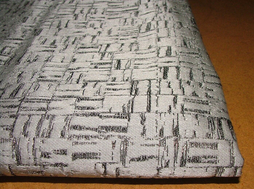 1.6 Metre Zinc Romo Tesserae Silver Grey Jacquard Fabric Upholstery RRP £172.00