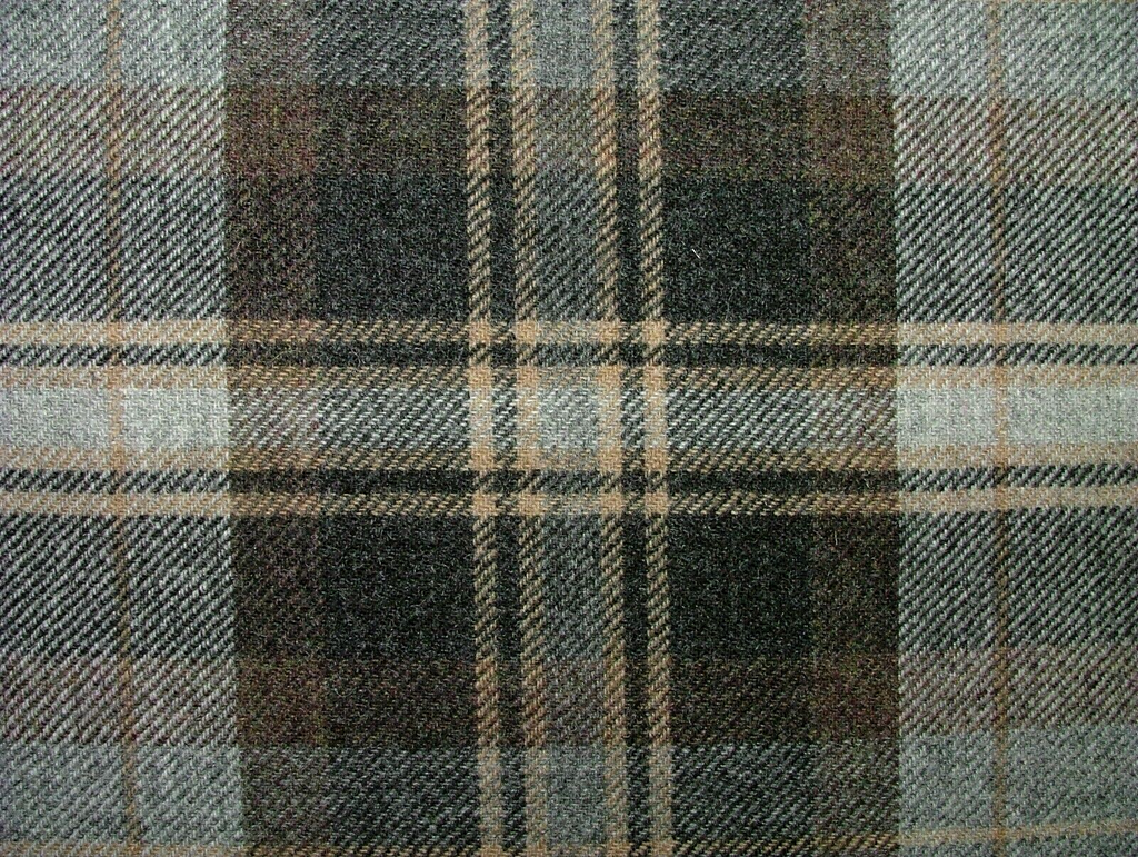 100% Shetland Wool Grey Black Brown Tartan Upholstery Curtain Cushion Fabric
