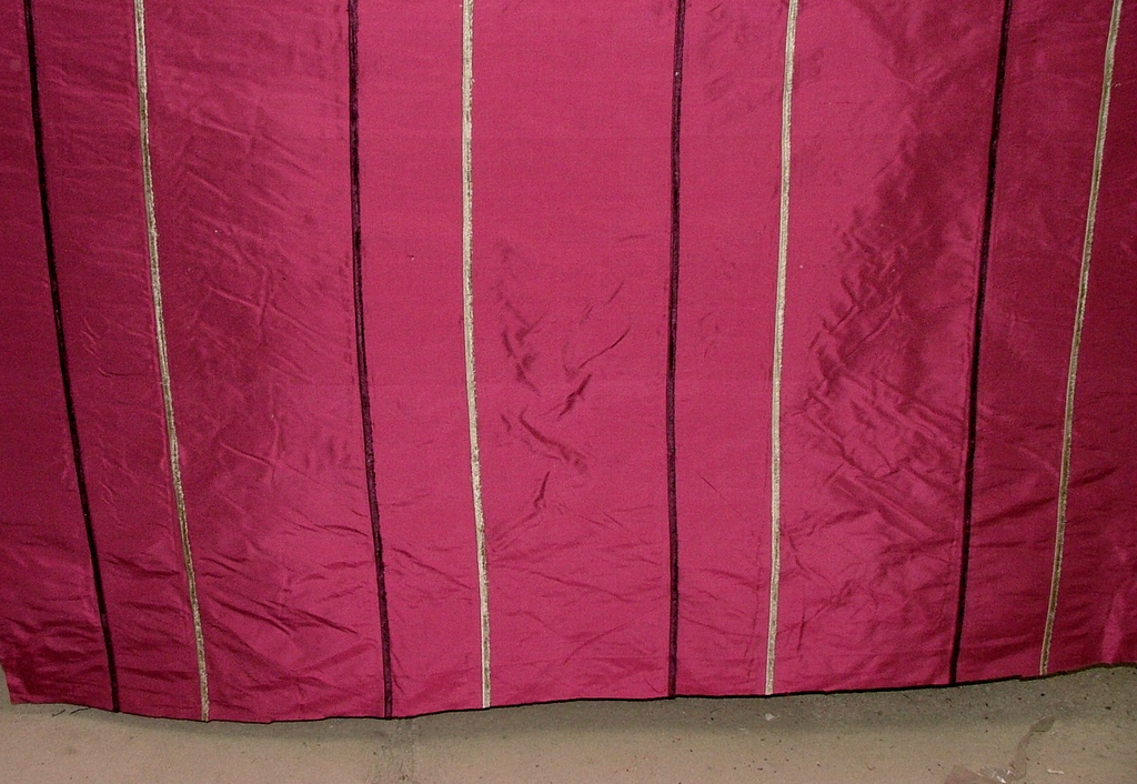 Romo Silk Curtain Fabric Azalea Soft Furnishing RRP £2600.00 - 26 Metre Roll4