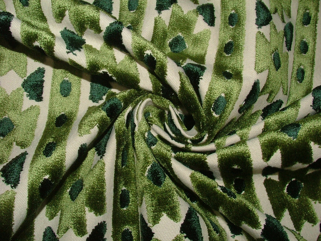 iLiv Thick Plush Velvet Fabric 1.1m Bazaar Emerald Curtain Upholstery Cushion9