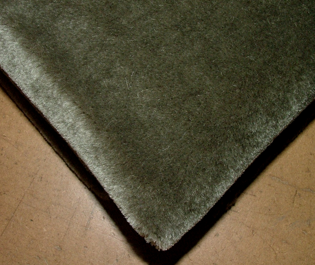 1 Mt Romo Cacao Thick 100% Mohair Velvet Fabric Upholstery Cushion RRP £345.005