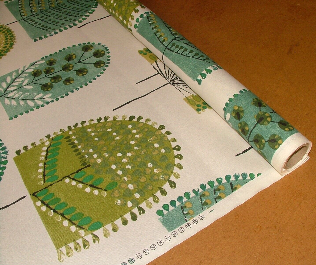 2,2 Meter iLiv Scandi Holz Kiwi 100% Baumwolle Vorhang Polsterstoff1