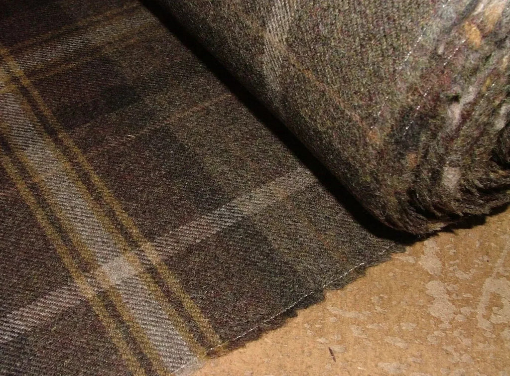 Shetland Wool Curtain Fabric Chestnut Brown Tartan Upholstery Cushion 2.5 Metres13