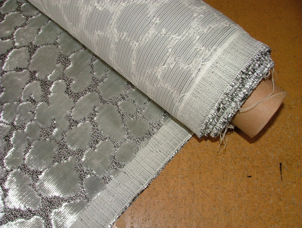 5 Metre Zinc Textiles Ocelot Silver Velvet Fabric Upholstery Cushion RRP £900.00