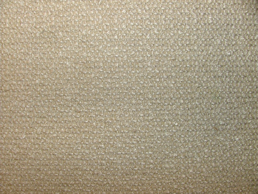 45960100
