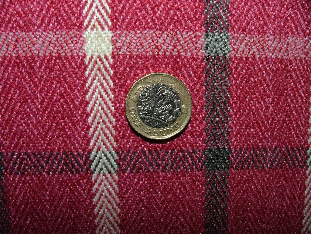 Herringbone Tartan Upholstery Fabric RASPBERRY Curtain Cushion Use 7 Metre Roll14