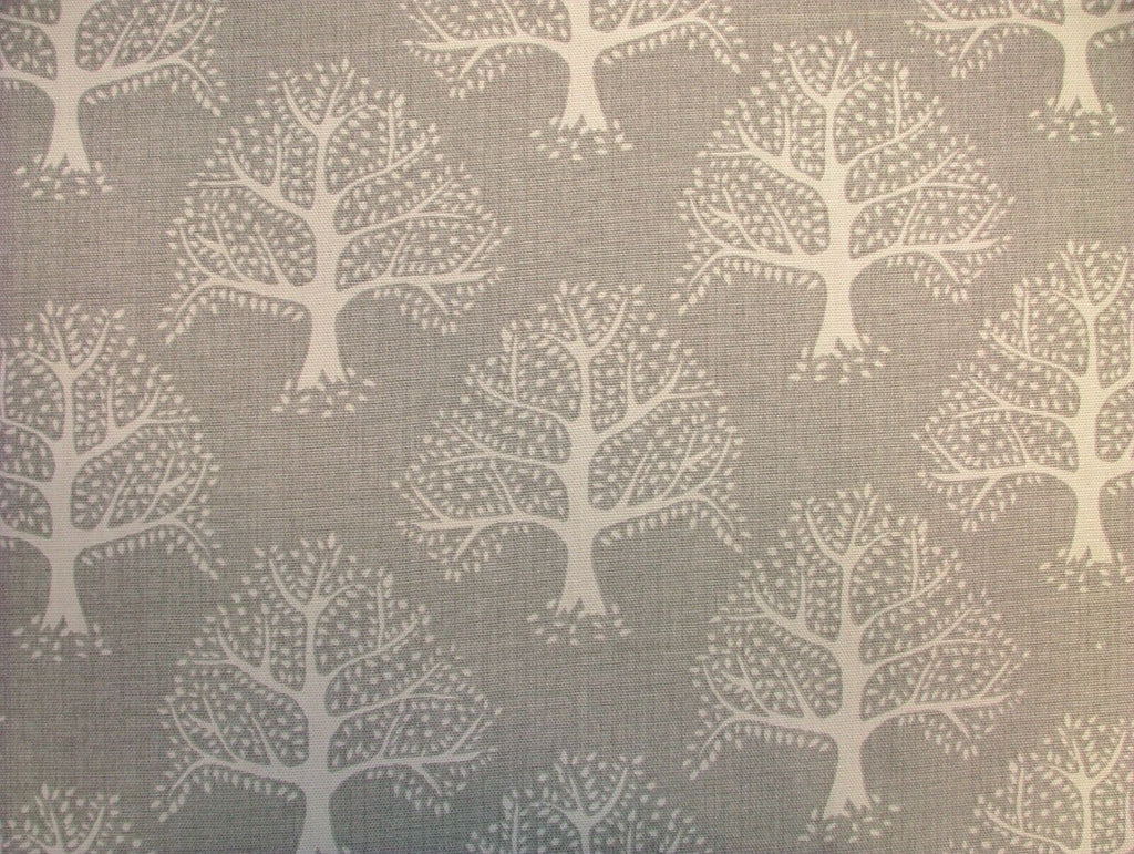 4.9 Metre iLiv Great Oak Tree Dove Grey Curtain Upholstery Cushion Blind Fabric