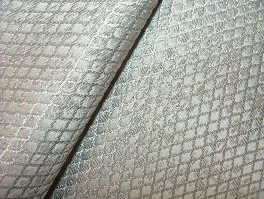 20 Metres Silver Grey Jacquard Fabric Upholstery Curtain RRP £600.00