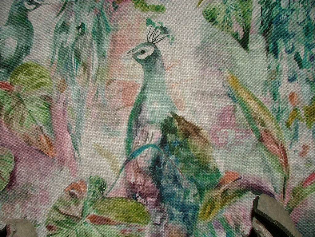 Fabric Remnants Voyage Maison 2 Metres Ebba Coral Upholstery Cushion Curtain4