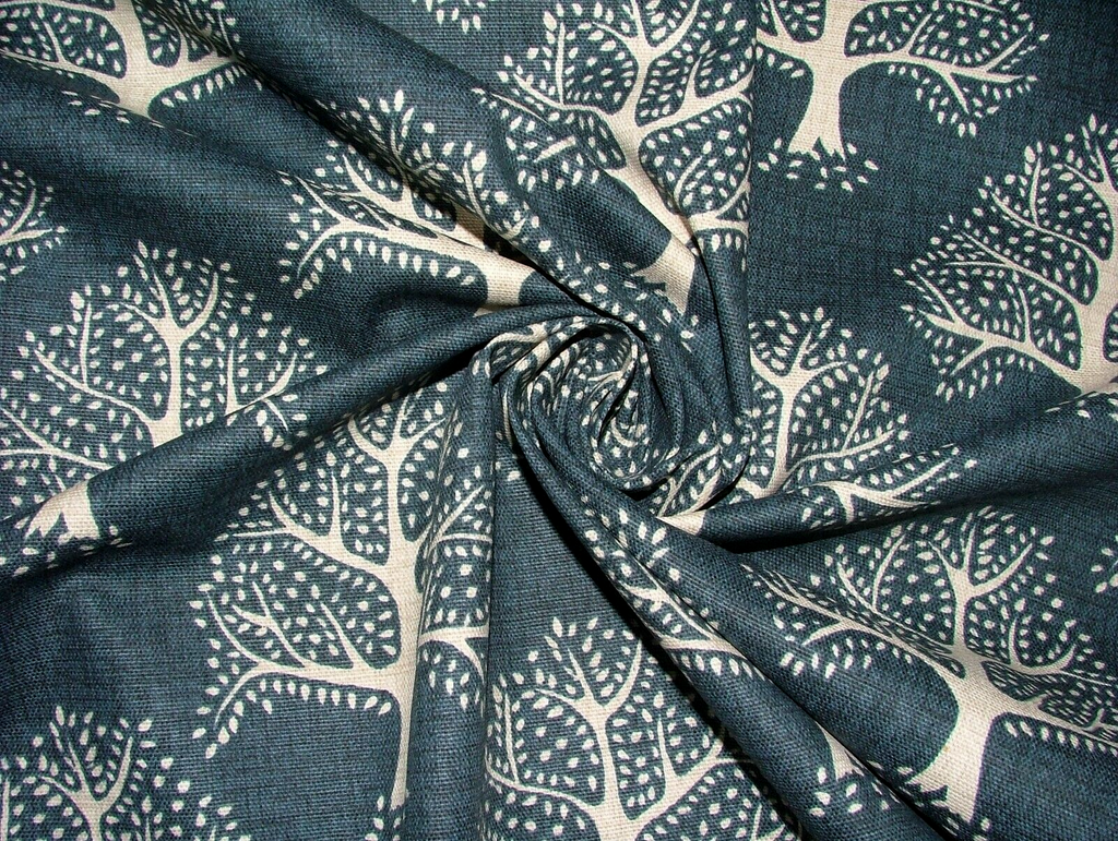 3.6 Metres iLiv Great Oak Tree Midnight Curtain Upholstery Cushion Blind Fabric