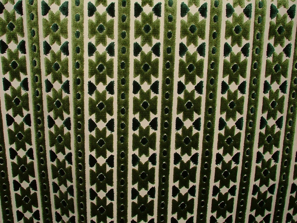 iLiv Thick Plush Velvet Fabric 1.1m Bazaar Emerald Curtain Upholstery Cushion2