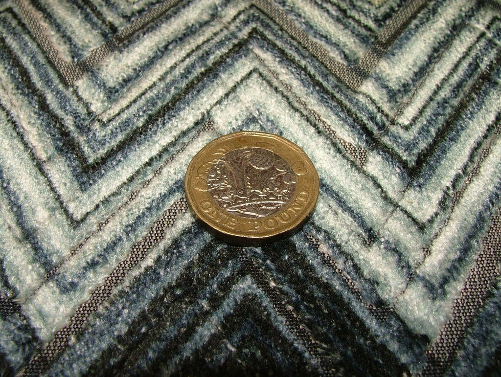 44235092