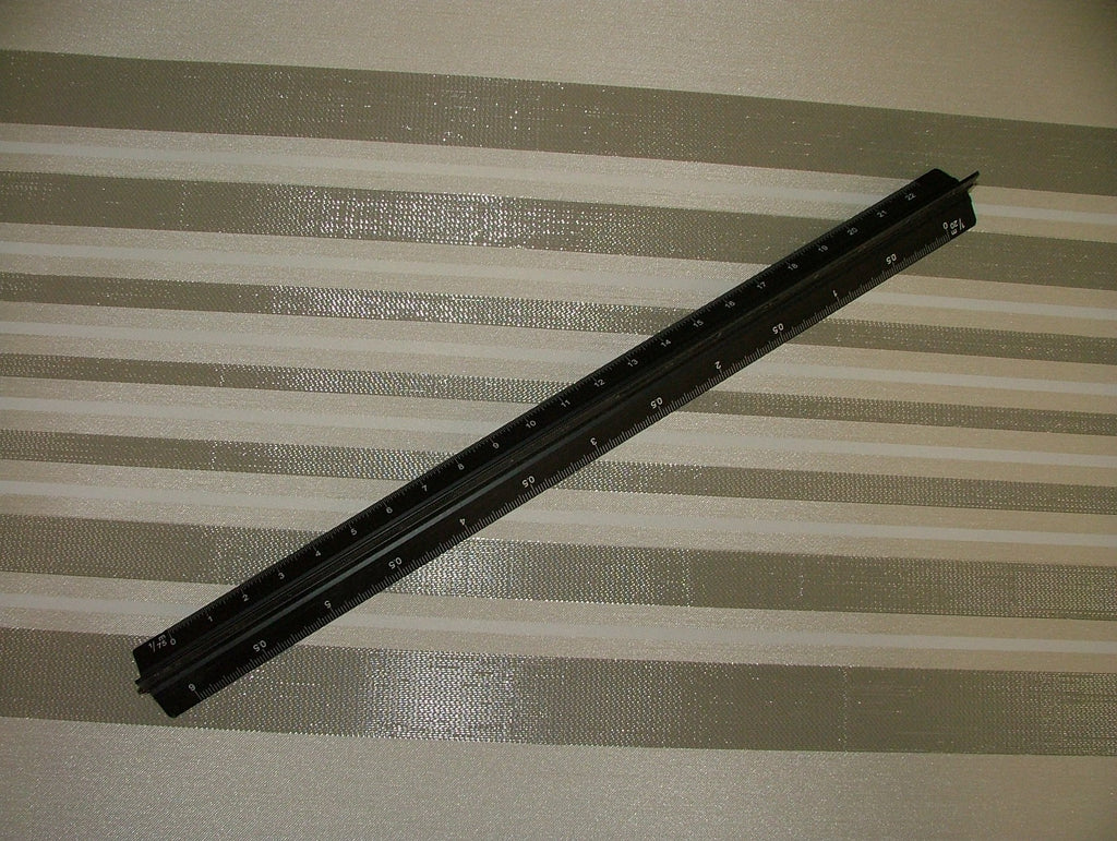 Romo Curtain Fabric ARISTO CALICO    -    RRP £630.00  -    7 Metre Roll7