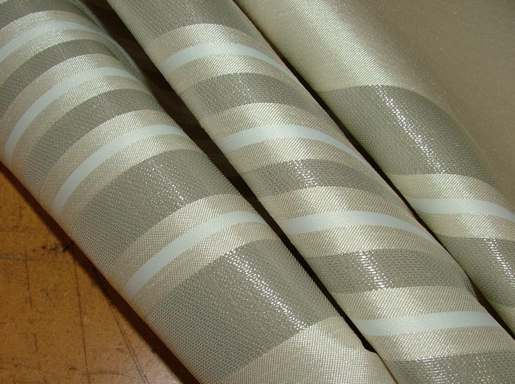 Romo Curtain Fabric ARISTO CALICO    -    RRP £630.00  -    7 Metre Roll0