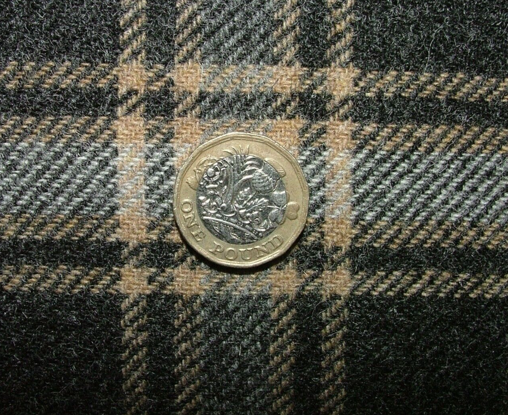 100% Shetland Wool Grey Black Brown Tartan Upholstery Curtain Cushion Fabric