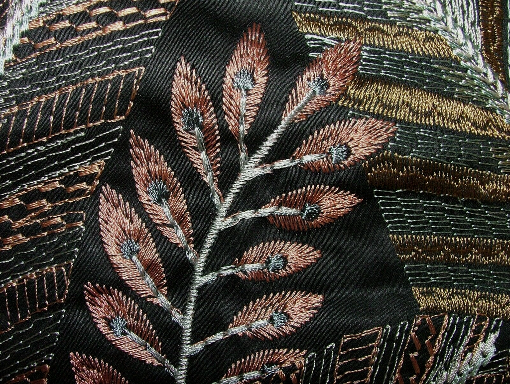 Romo Chiraco Serandite Embroidered Fabric Upholstery Cushion Curtain RRP £75.90
